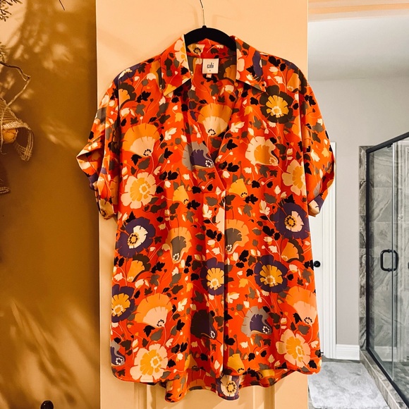 Cabi Replay Top Orange with Flowers - Picture 7 of 7